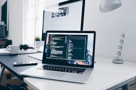 Análisis y cobertura periodística especializada sobre Guía de selección de motores de bases de datos relacionales: PostgreSQL vs MySQL vs MariaDB en FaroTrend